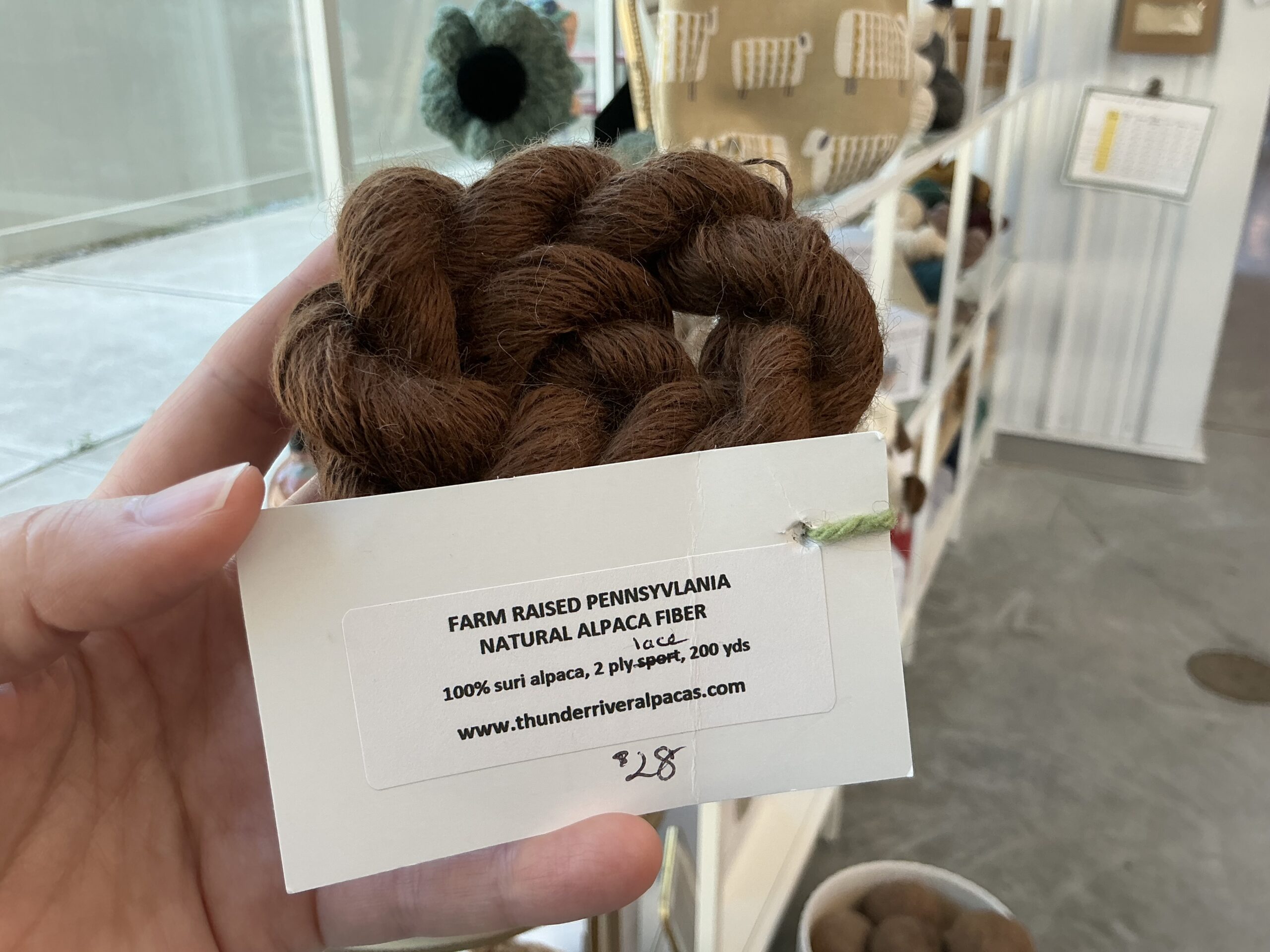 TRF #15 Alpaca : lace, medium brown
