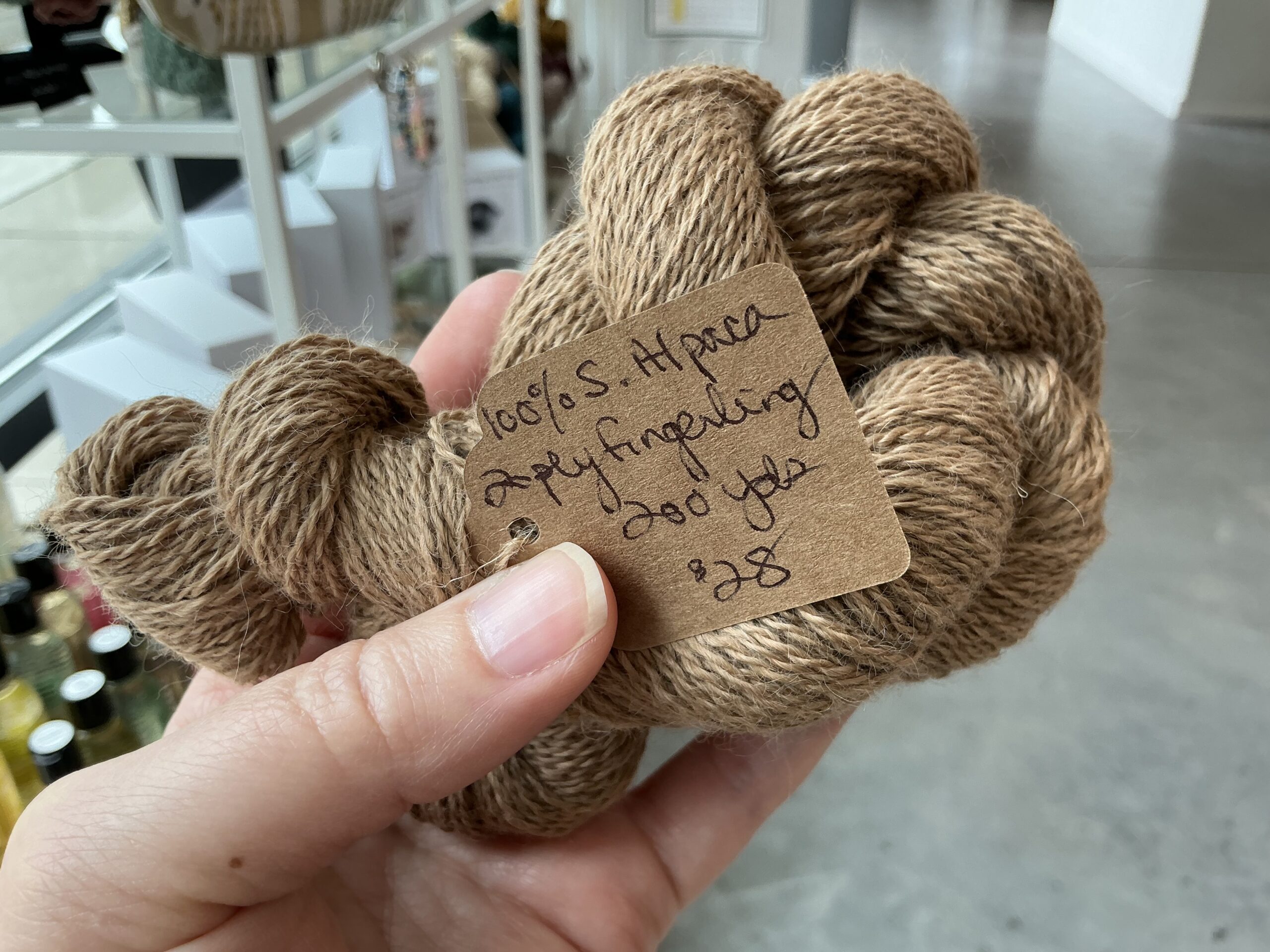 TRF #2 Alpaca : fingering, tan