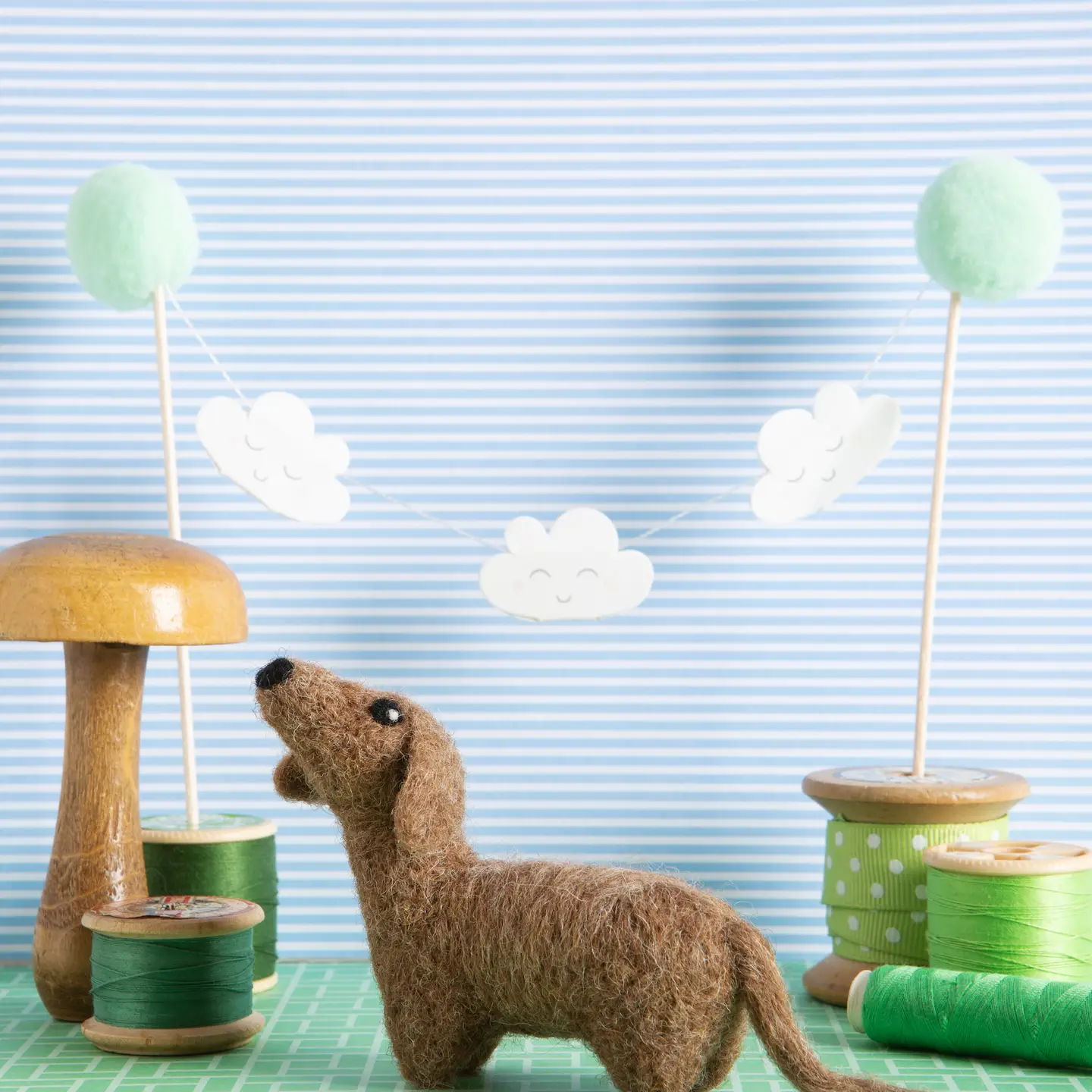 Dachshund Mini Needle Felting Kit | Complete Craft Kit